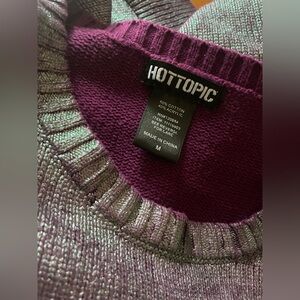 Women’s Hot Topic “Metallic” Longsleeve ( Medium )